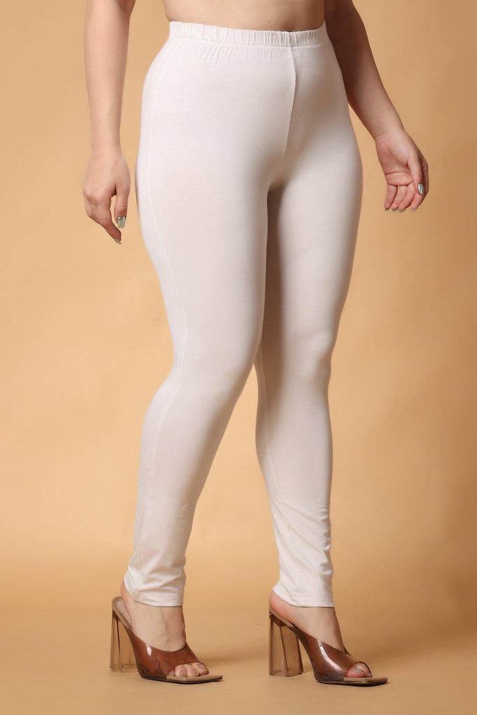 Model wearing Viscose Lycra Leggings with Pattern type: Solid-27