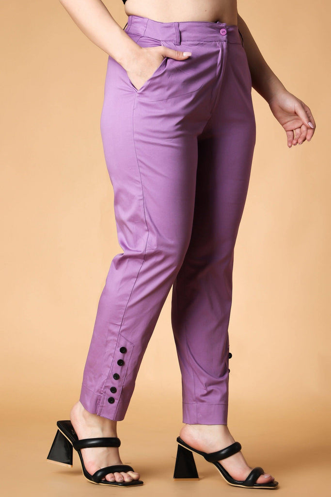 Model wearing Cotton Poplin Pant with Pattern type: Solid-11