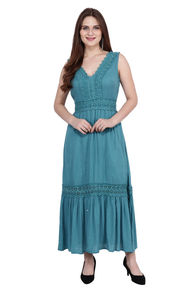Model wearing Cotton Maxi Dress with Pattern type: Solid-14