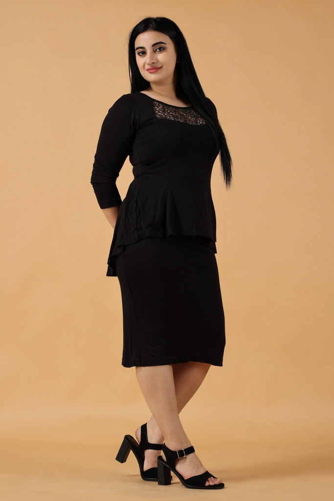 Model wearing Viscose Lycra Midi Dress with Pattern type: Solid-6