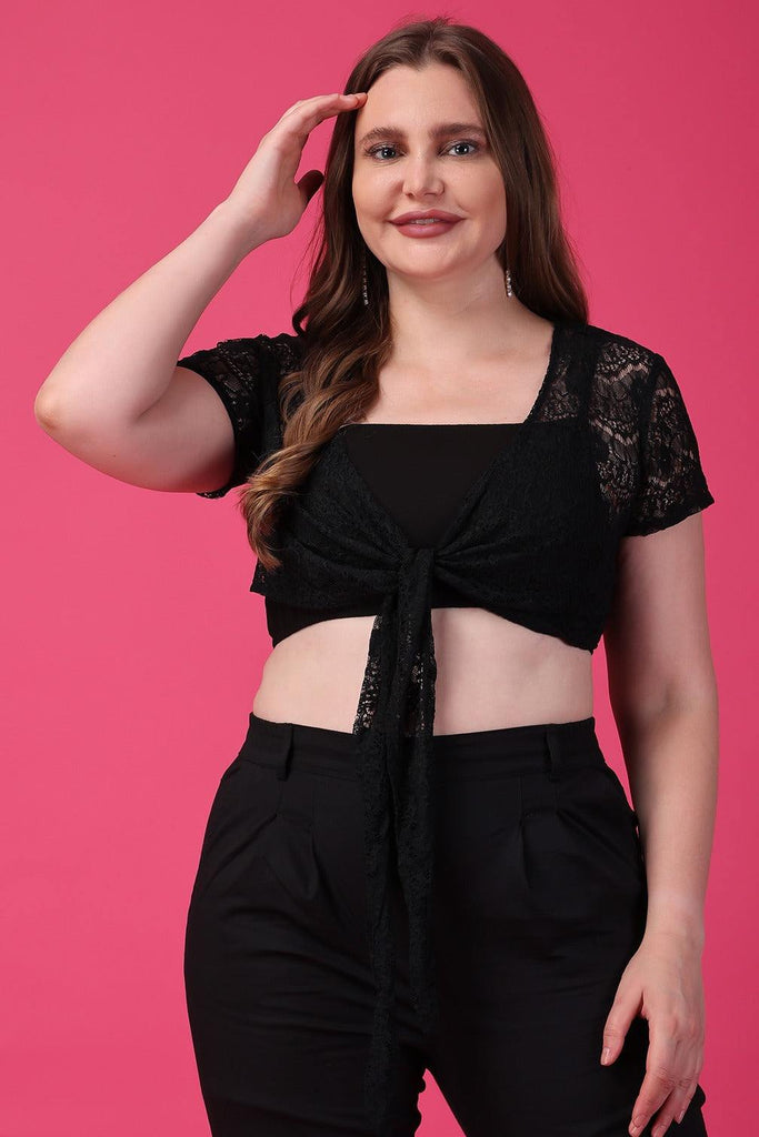 Model wearing Polyester Shrug with Pattern type: Self-12