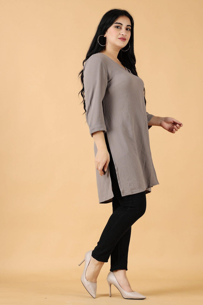 Model wearing Bubble Moss Long Top with Pattern type: Solid-15