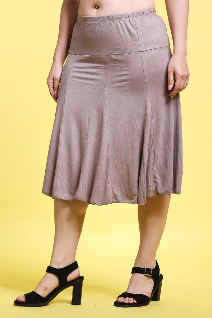 Model wearing Viscose Lycra Midi Skirt with Pattern type: Solid-5