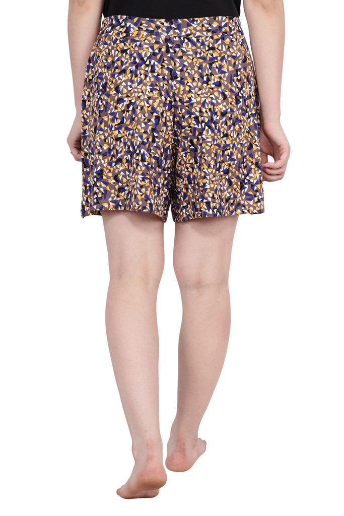 Model wearing Viscose Elastane Shorts with Pattern type: Triangular-5