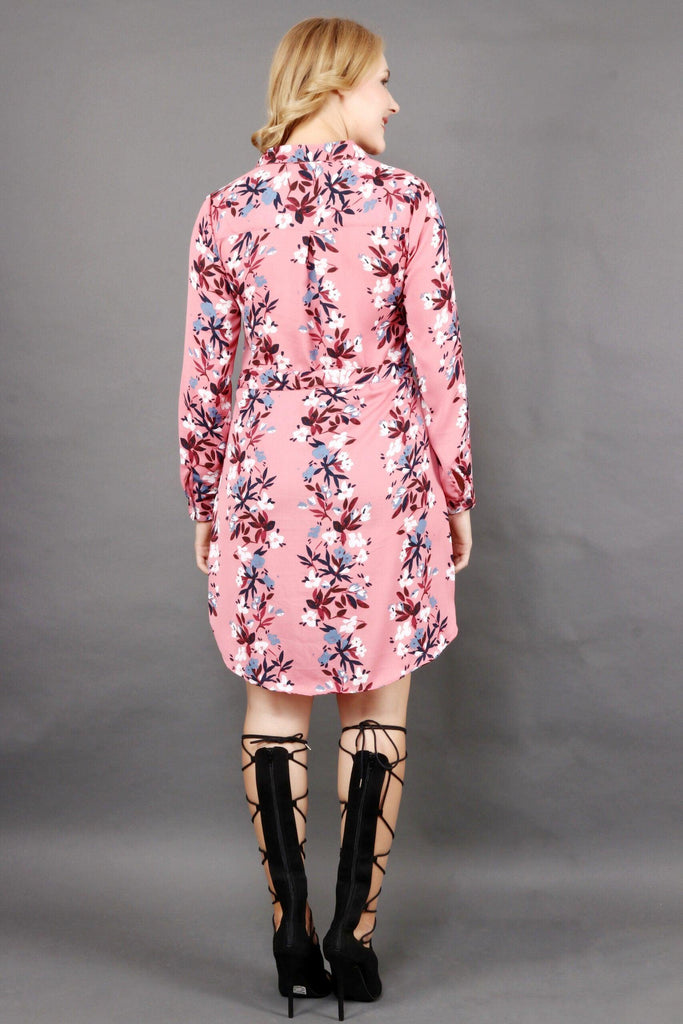 Model wearing Polyester Midi Dress with Pattern type: Floral-18