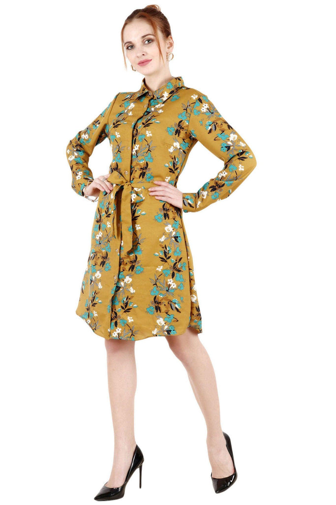 Model wearing Polyester Midi Dress with Pattern type: Floral-9