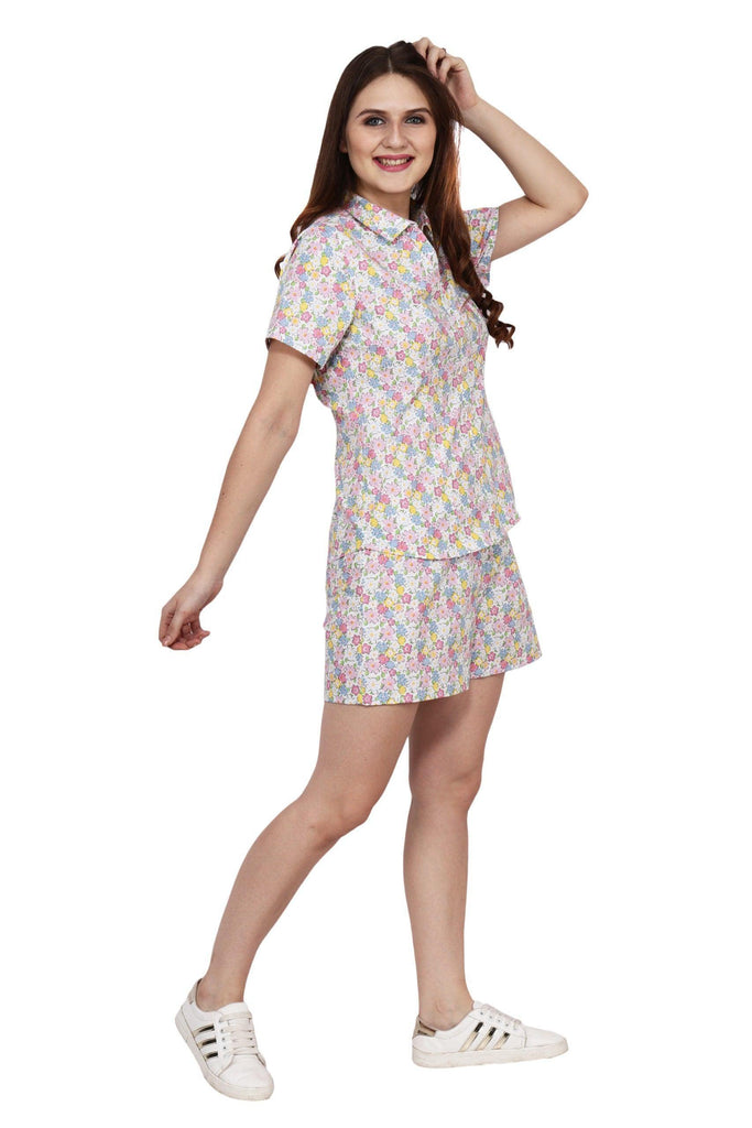 Model wearing Cotton Poplin Night Suit Set with Pattern type: Floral-3
