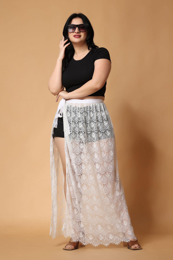 Model wearing Chiffon Net Maxi Skirt with Pattern type: Solid-7