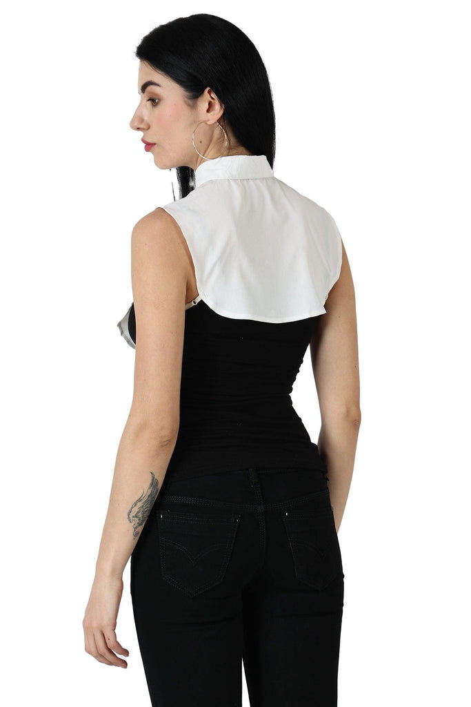 Model wearing Polyester Detachable Collar with Pattern type: Solid-2