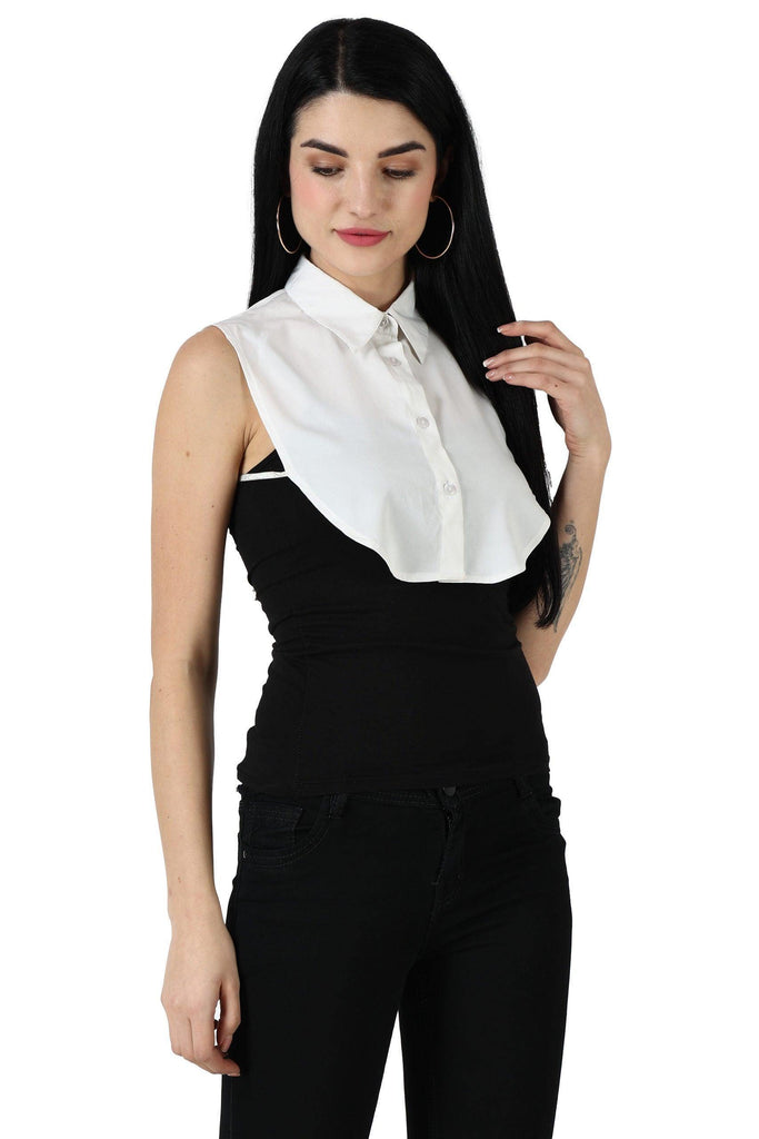 Model wearing Polyester Detachable Collar with Pattern type: Solid-3