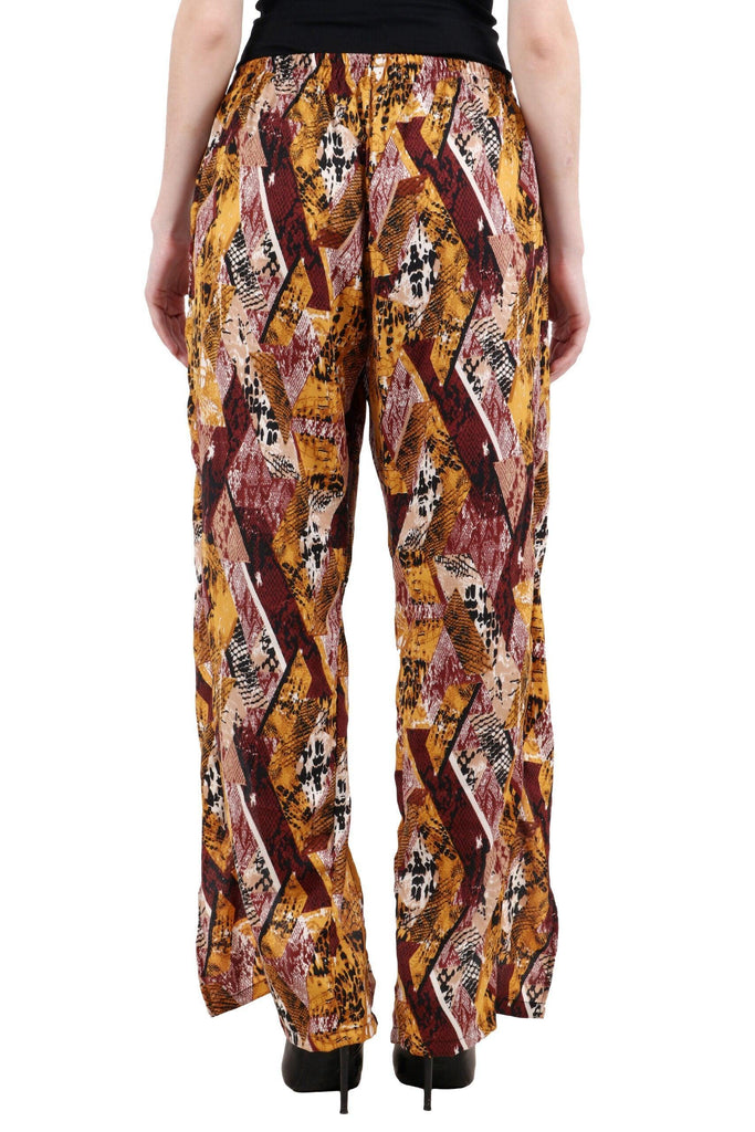 Model wearing Poly Crepe Pyjamas with Pattern type: Abstract-3