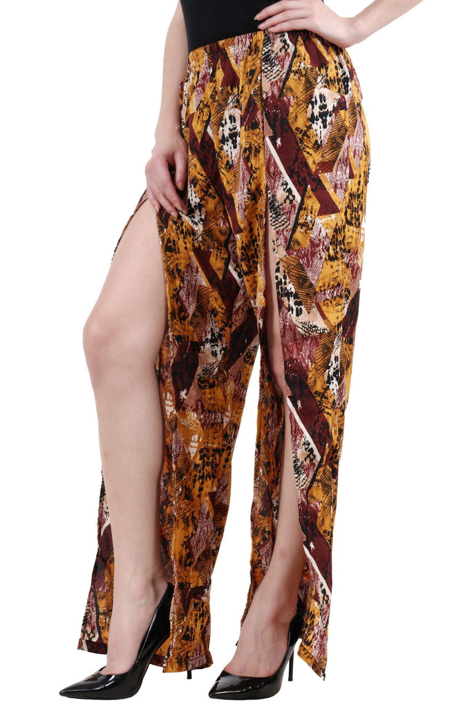 Model wearing Poly Crepe Pyjamas with Pattern type: Abstract-4