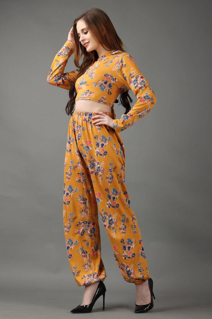 Model wearing Cotton Lycra Co-ord Set with Pattern type: Floral-4